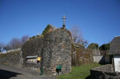 Ancienne fortification du château féodal.