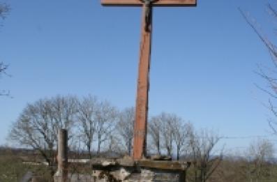 Croix de procession en bois