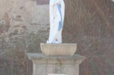 Statue de la Vierge